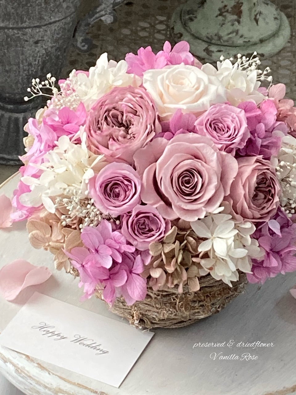 春から初夏へ⚘ アンティーク紫陽花とクリスマスローズのオーバル  