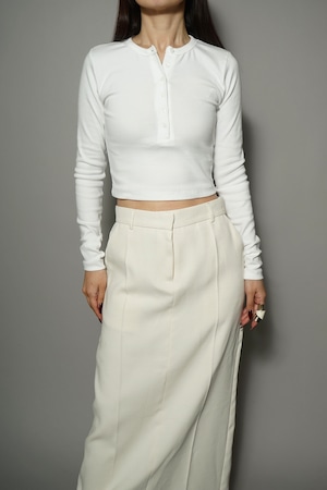 HARF BUTTON CROPPED TOPS   (WHITE) 2402-51-86