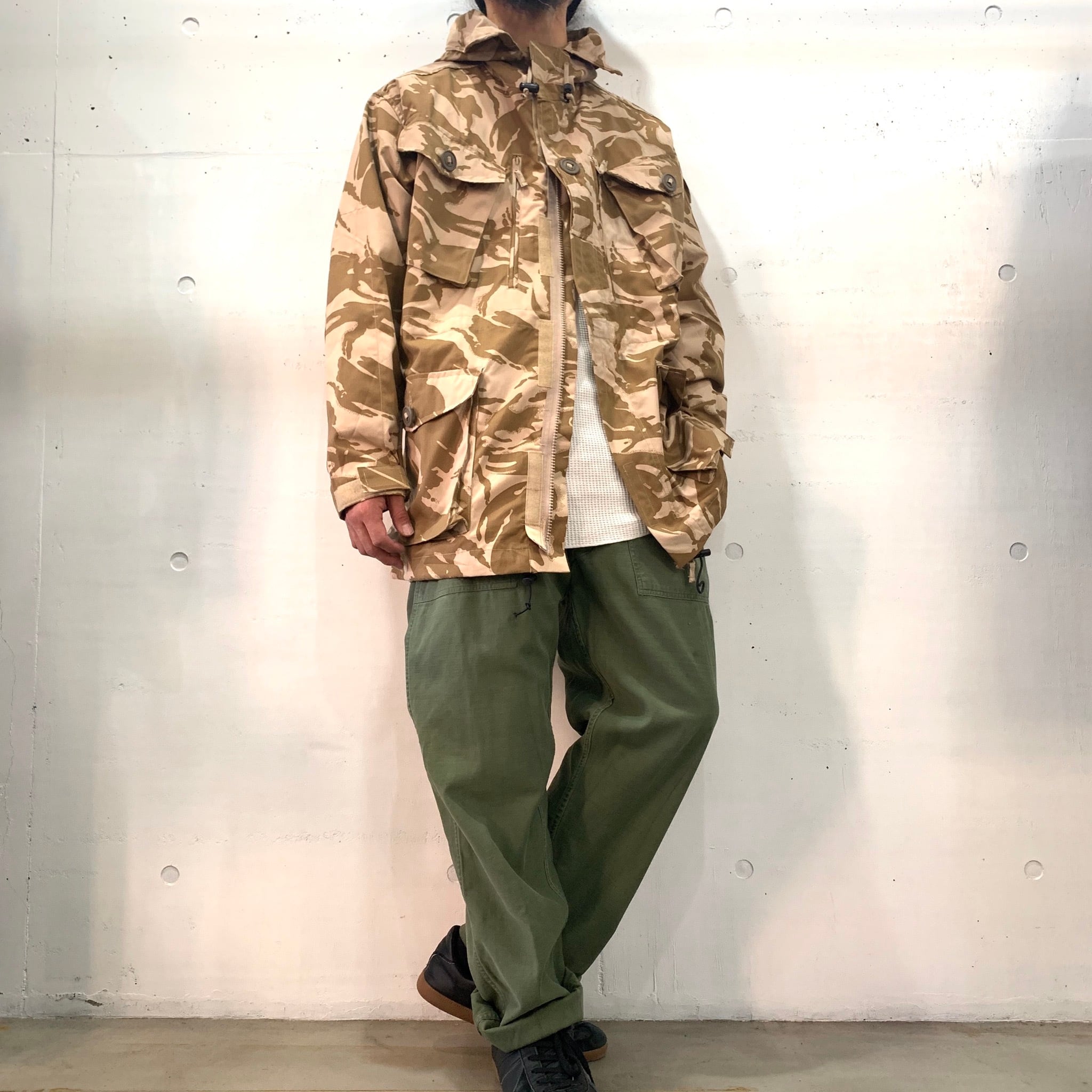 ヨーロッパ古着 DEAD STOCK 90's イギリス軍 ウィンドプルーフ