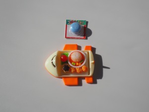 おこさまランチマスコット8⑤飛行機 カレーセット