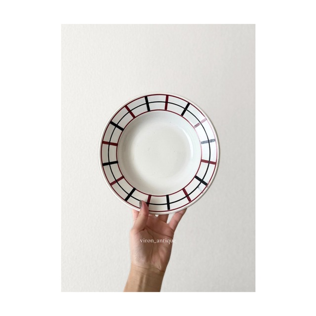 Saint amand   サンタマン　/    “BASQUE”　 バスク柄の深皿プレート　c