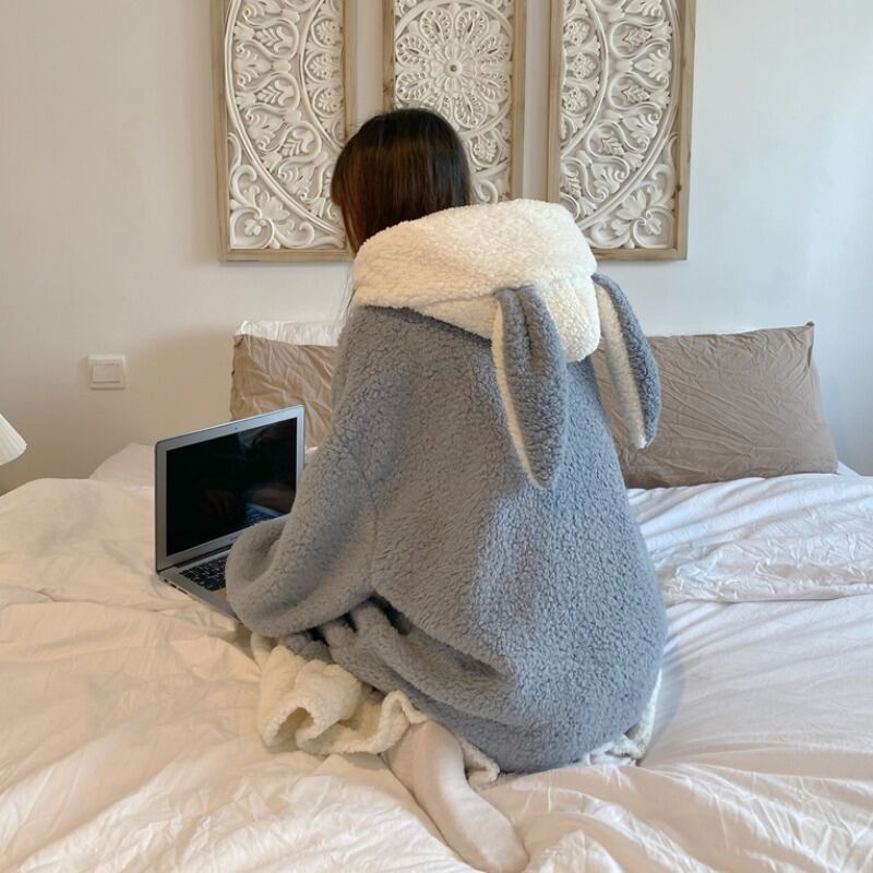 レッドウィンターコーラルベルベットロング 大人ガーリー スウィート キュート カジュアル 冬物 萌量不足82415218816