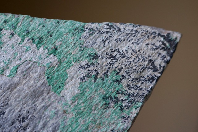 コンゴ産デンドライト・クリソコラ　Dendrite / Chrysocolla ②