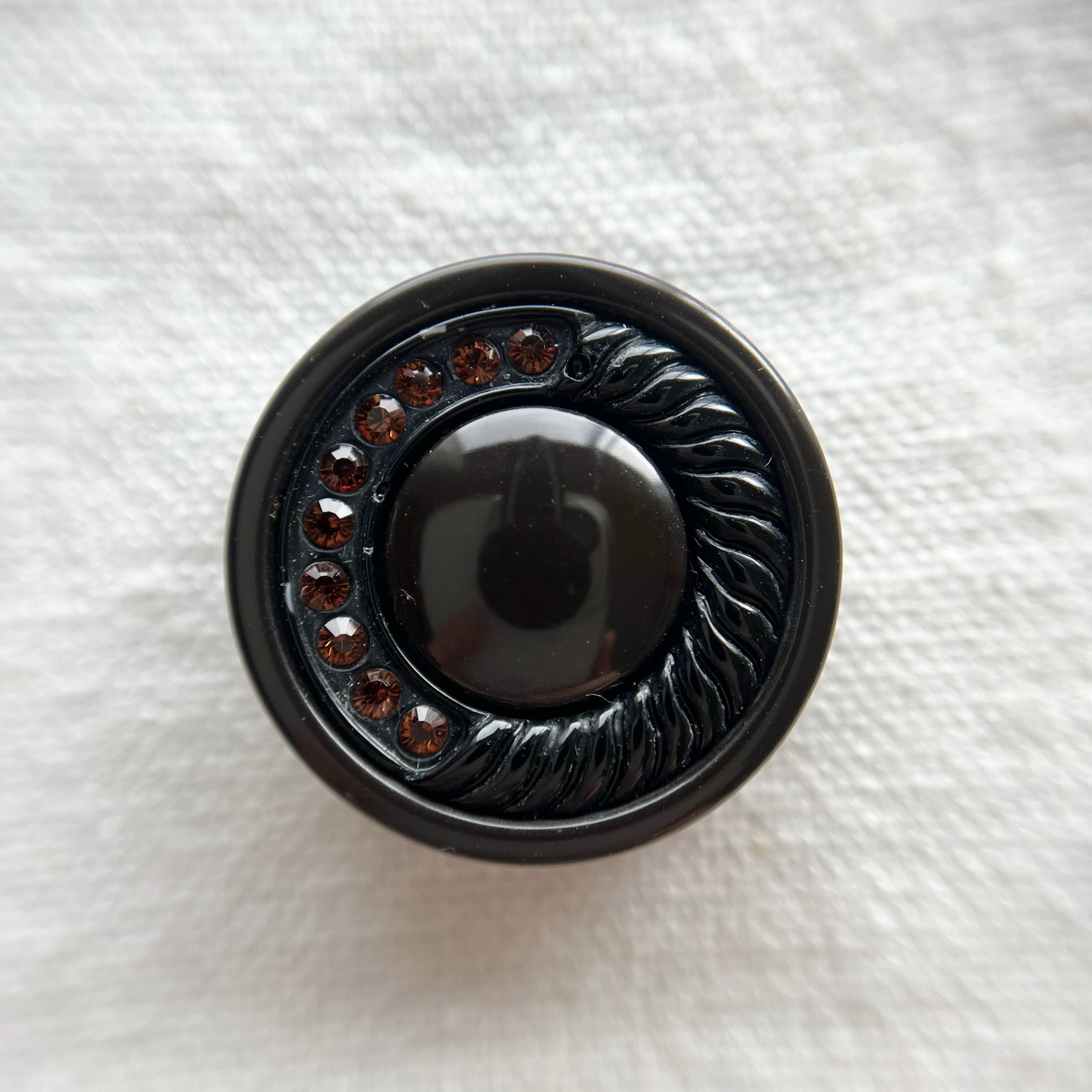 オレンジラインストーン×ディープブラウン 25㎜