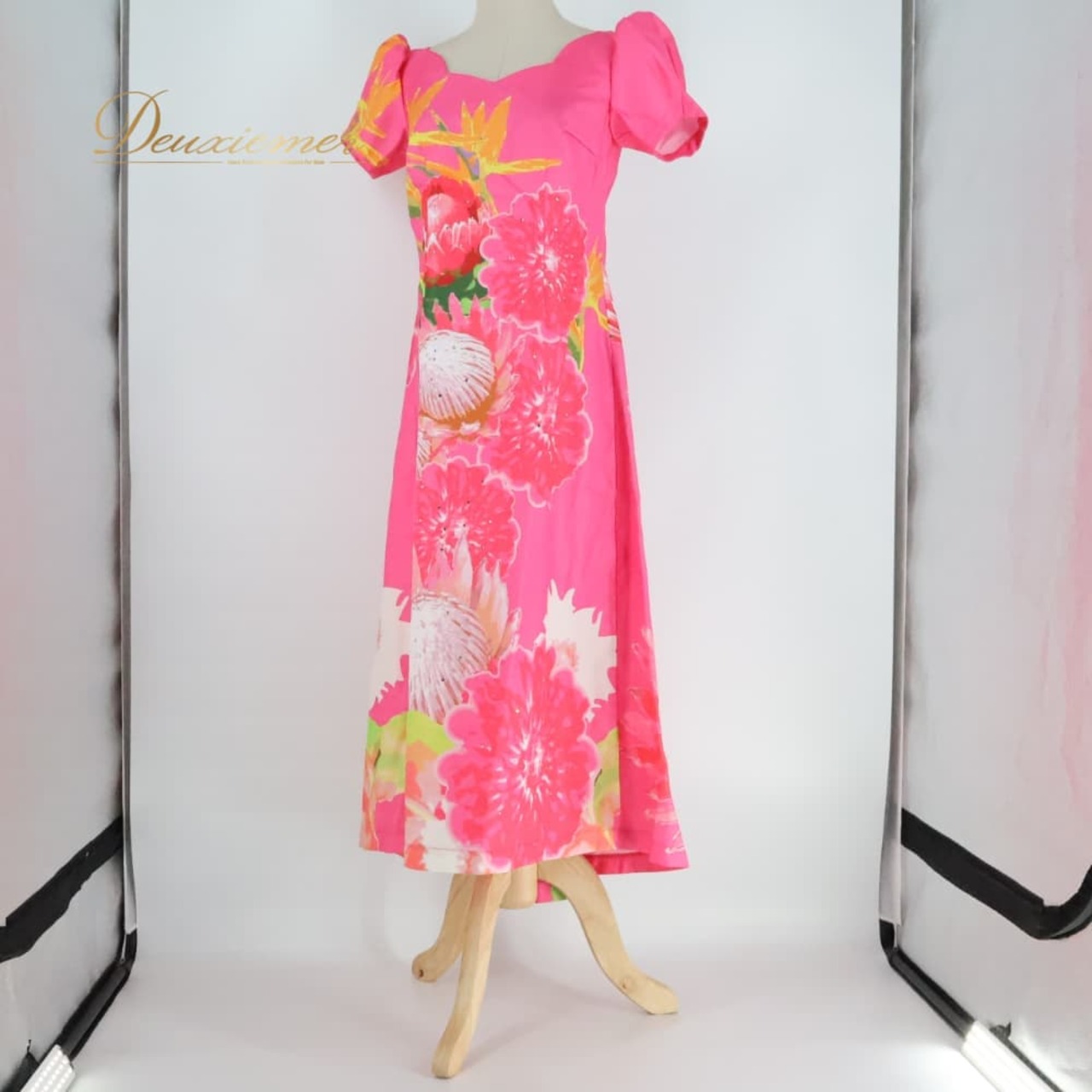 フラダンス 衣装 FANCY DRESS ファンシードレス ワンピース ドレス ピンク系 アシンメトリー ラインストーン カラフル かわいい 華やか 鮮やか 明るい 橙 黄 緑 白 ハワイアン レッスン 練習 オレンジ系 イエロー系 グリーン系 ホワイト系