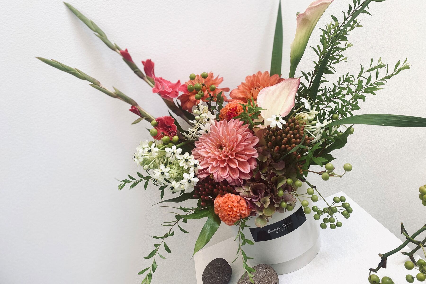 【母の日】ARRANGEMENT FRESH MODERN 8000