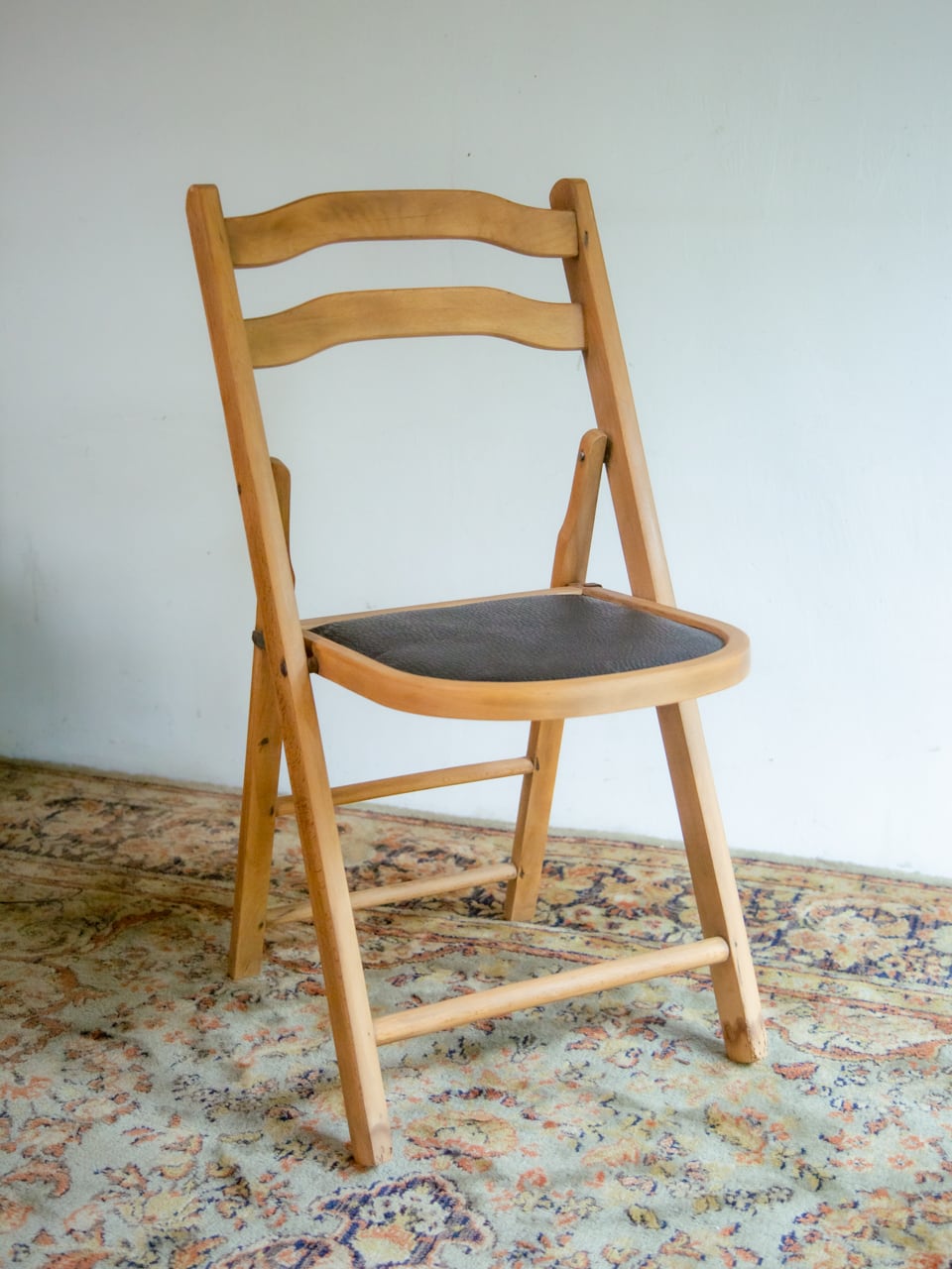 No.029 折り畳み椅子・リペア家具＜古家具・椅子・リペア家具＞ | 家貨