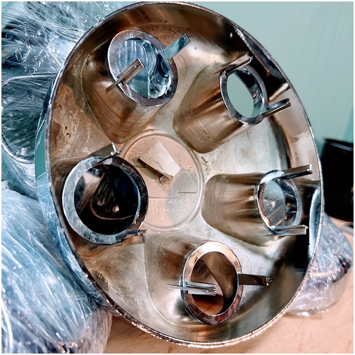 【送料込】アストロ 純正クロームセンターキャップ 希少 美品 シボレー アストロ 純正 OEM センターキャップ メッキ