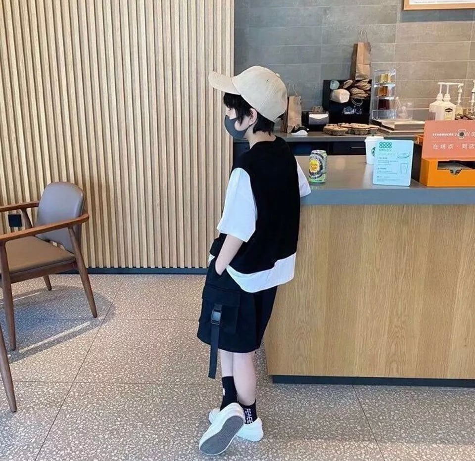 ベスト風セットアップTシャツ••••キッズ　男の子　女の子　海外子供服　プチプラ　Tシャツ