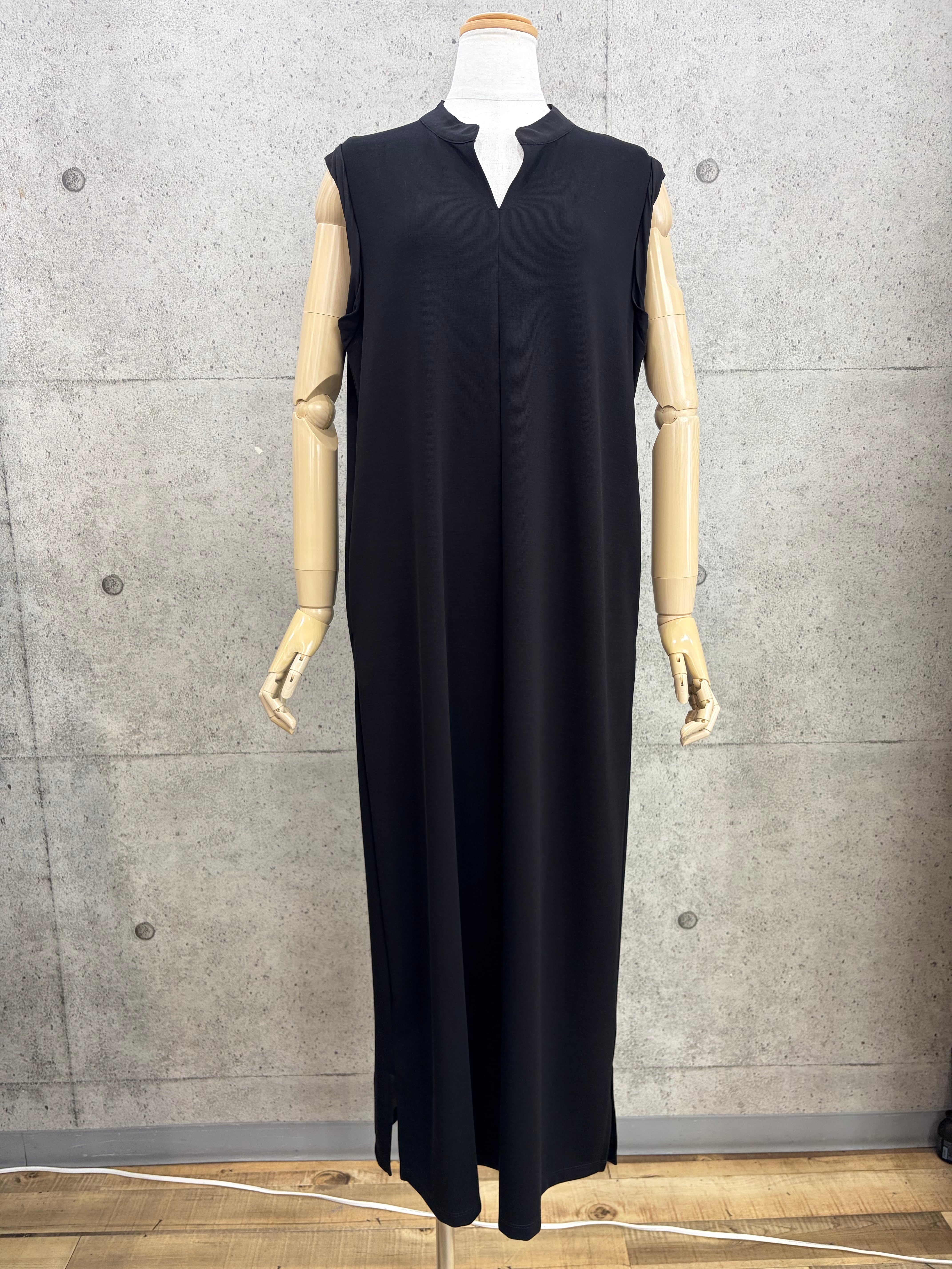 30％OFF SALE!!】CYNICAL(シニカル)キーネックロングワンピ タンク
