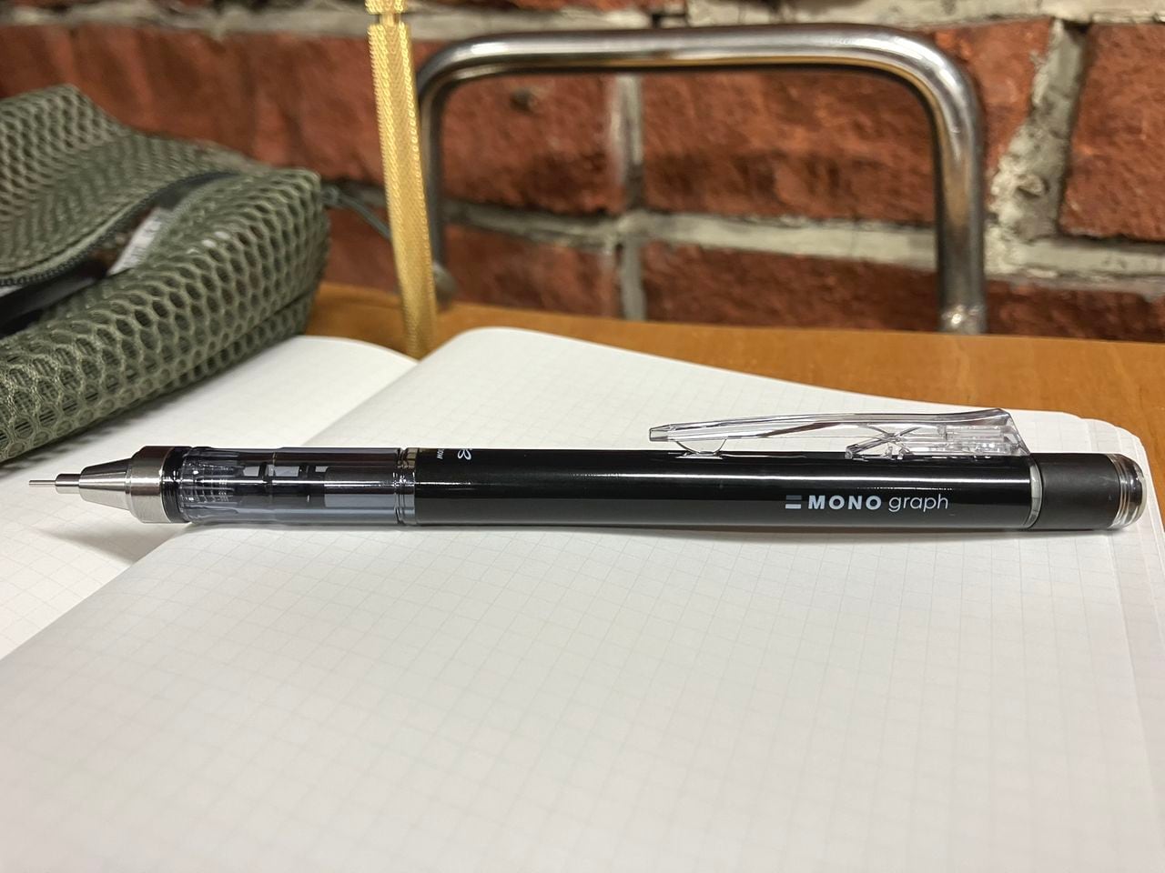 MONO graph シャープペンシル ブラック 0.5mm | 文房具・雑貨の通販