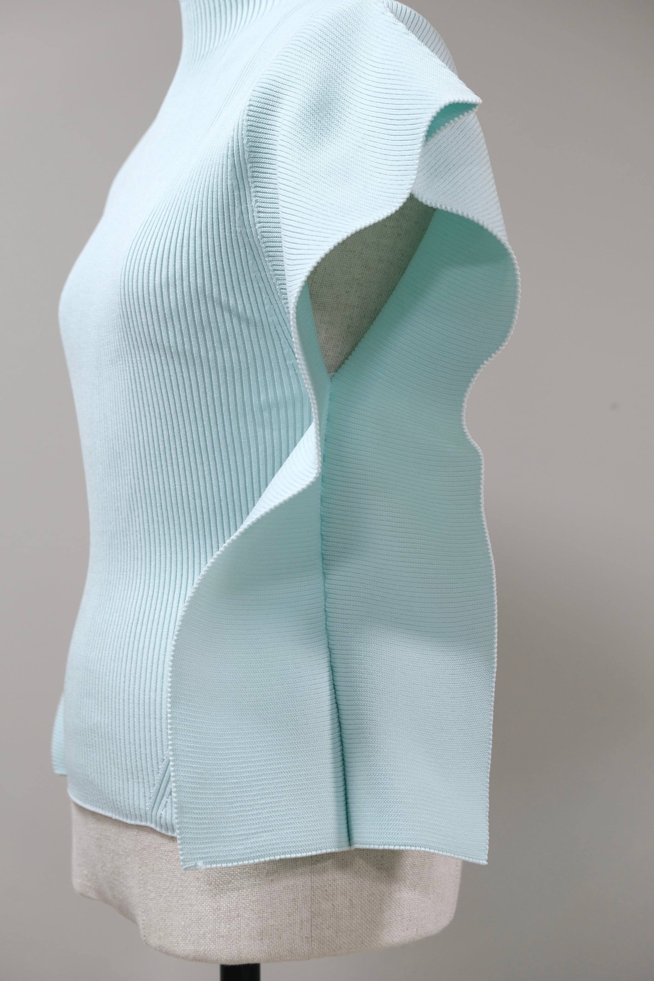 CFCL】PORTRAIT CREASE TOP -CLEARLY AQUA- | loop