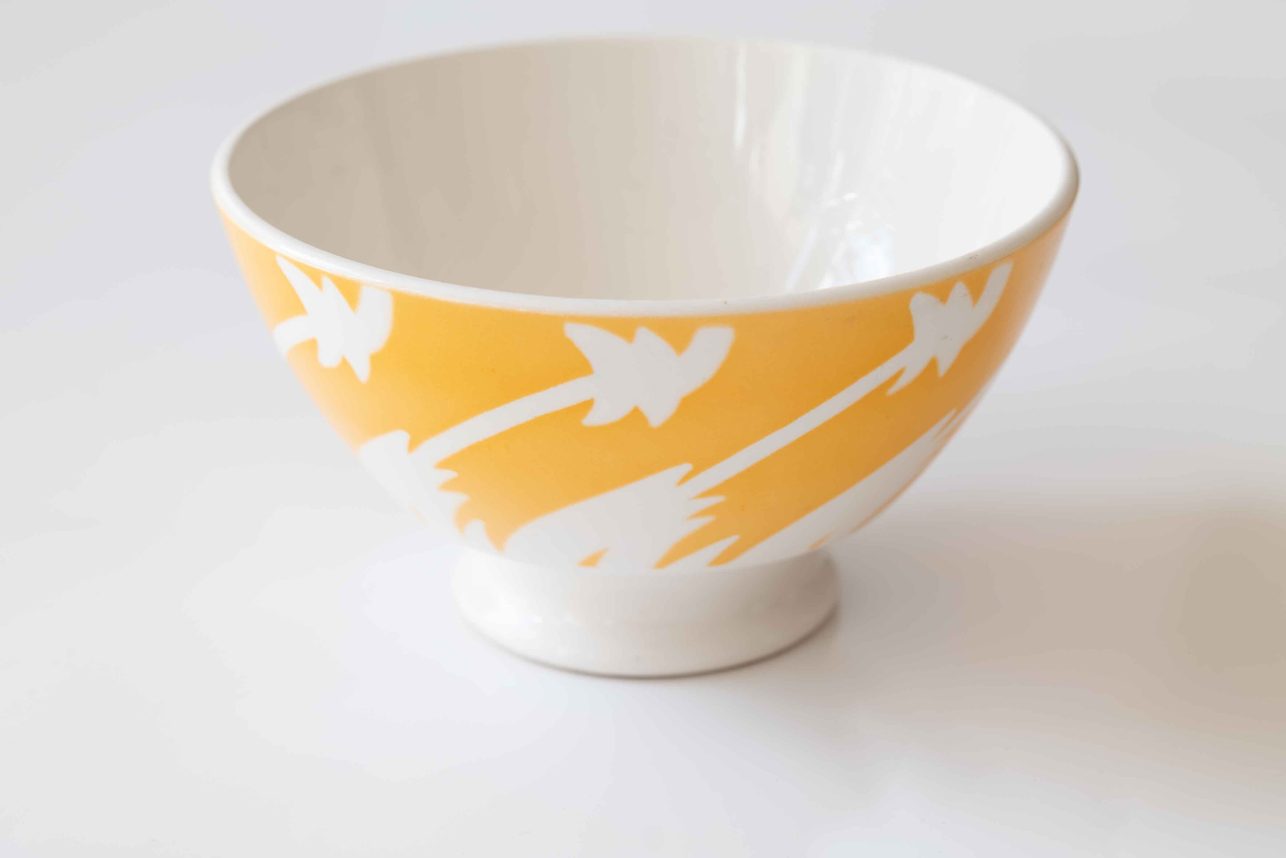 Lunevilleリュネヴィル(刻印なし) 黄色に草花柄 No.3のプリントあり