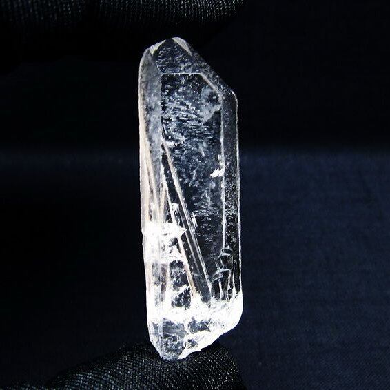 水晶 原石 アーカンソー産 一点物 171-7025