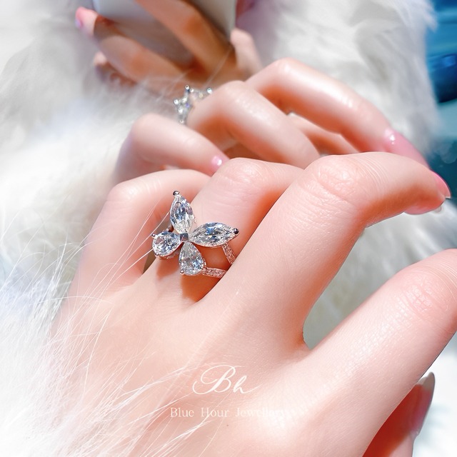 リング | Blue Hour Milan