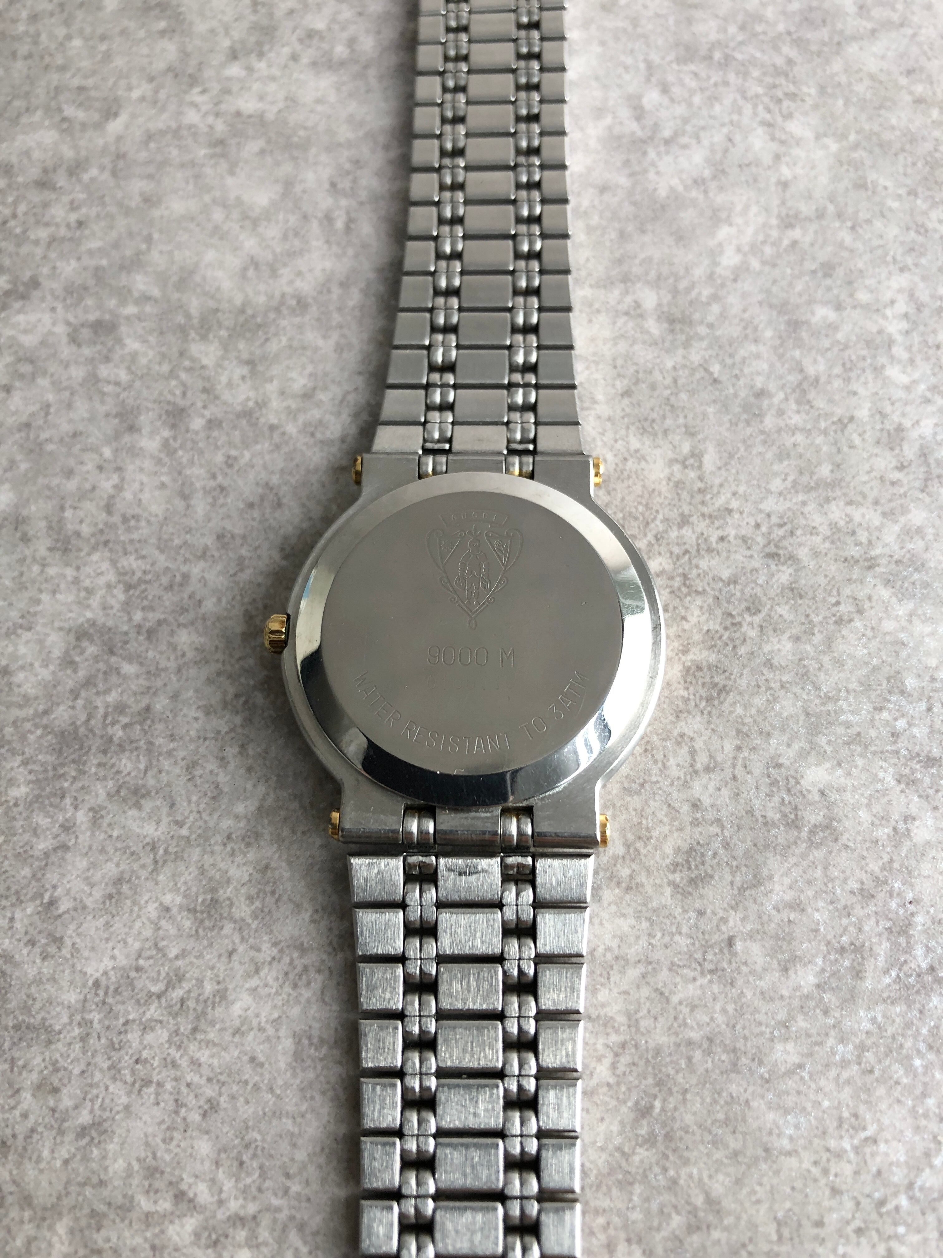 GUCCI グッチ 腕時計 シルバー×ゴールド ステンレススチール 9000M