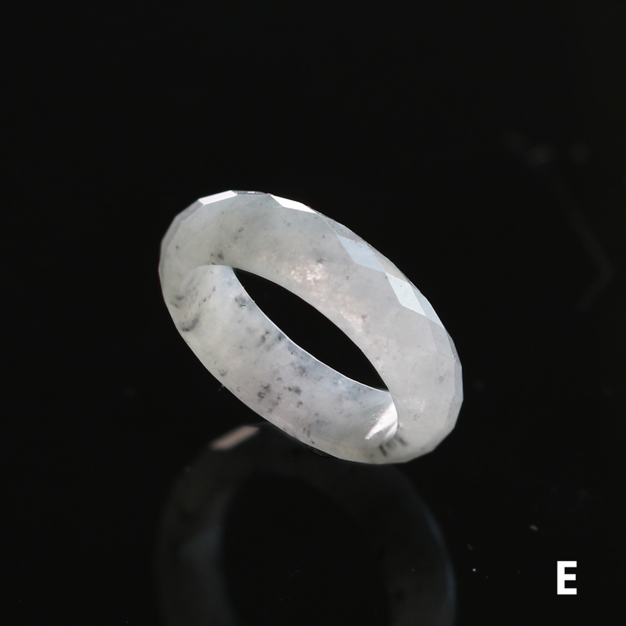 【 13号】透明感もある ファセット 翡翠リング A貨翡翠 jd_rg1068