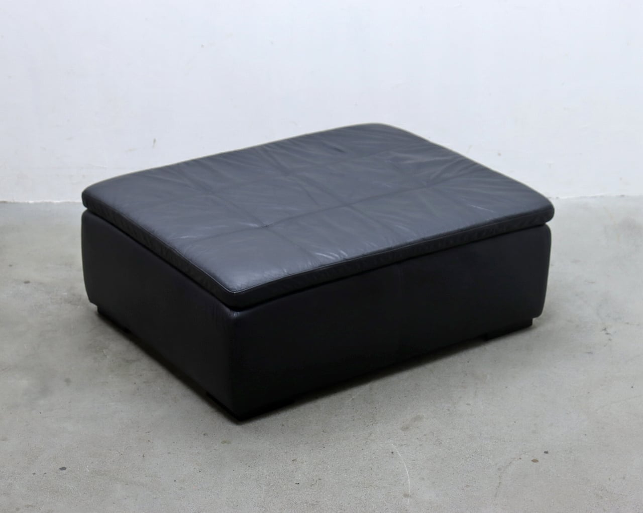 Boconcept ボーコンセプト 本革 Mezzo メッツォ オットマン スツール