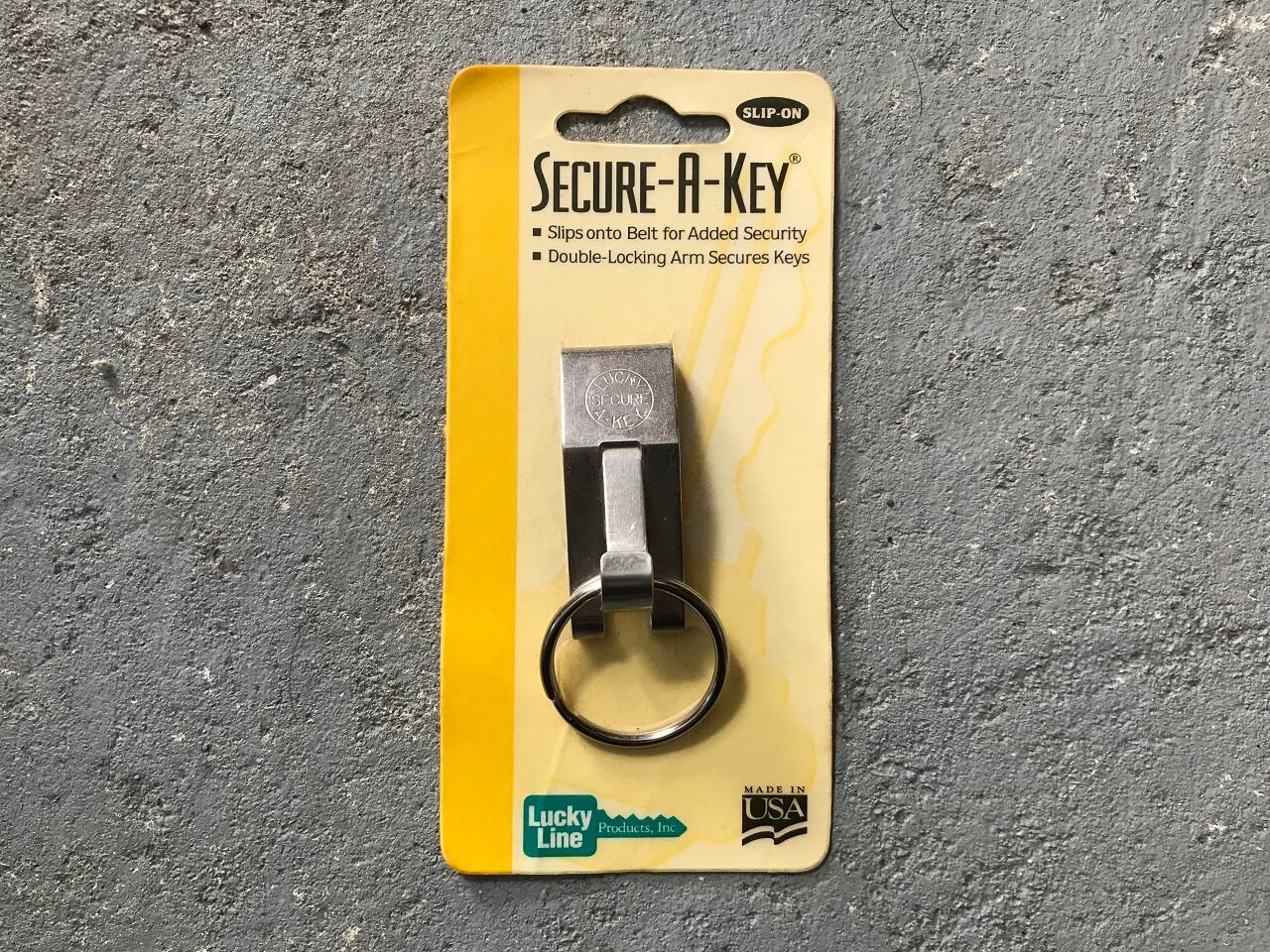 80~90s SECURE-A-KEY key ring MADE IN USA