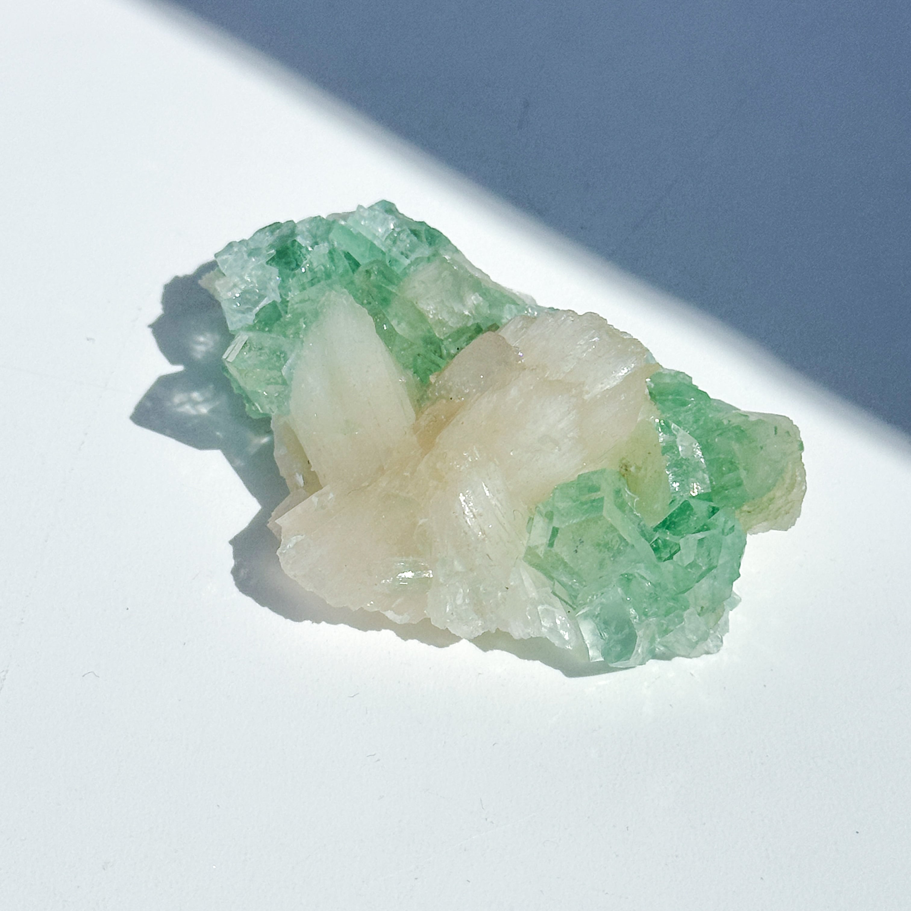 高品質 クリア アポフィライト apophyllite グリーンアポフィライト＆スティルバイト 76◇ Green Apophyllite