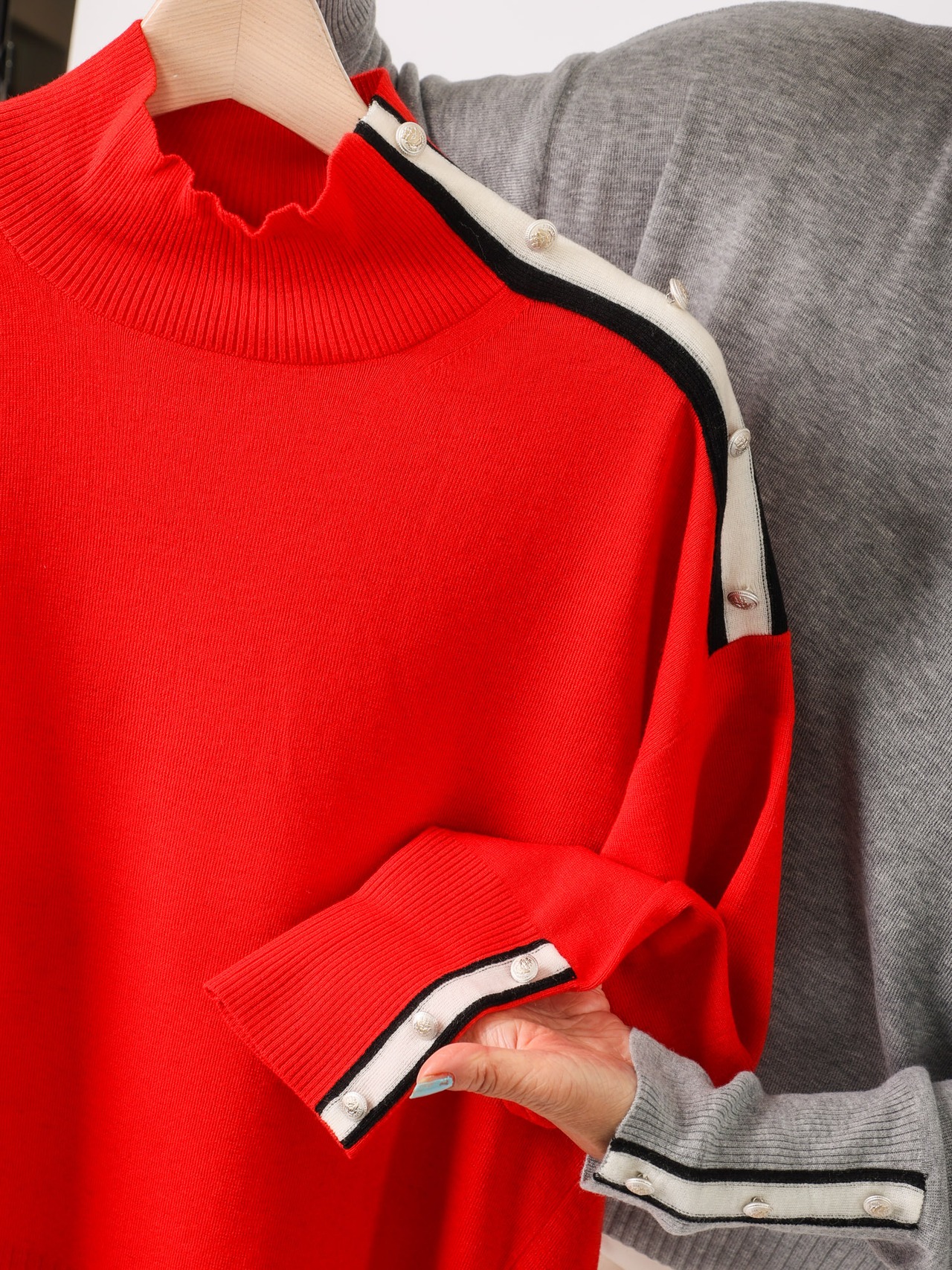 BRAHMIN(ラインテープ使いセーター)