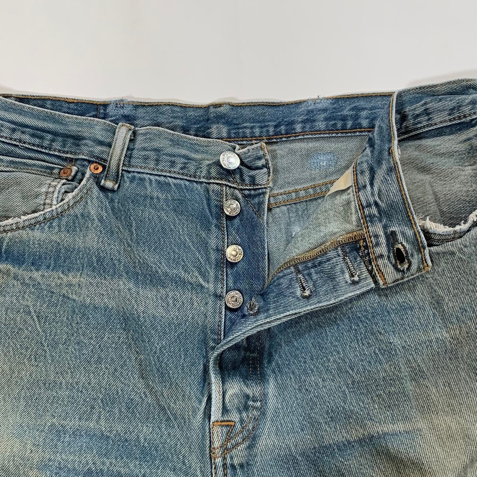 8642 リーバイス 501 デニムパンツ ボタンフライ 霜降り ヒゲ W35