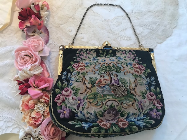 ゴブラン織り　プチポワン　薔薇と風景のバッグ