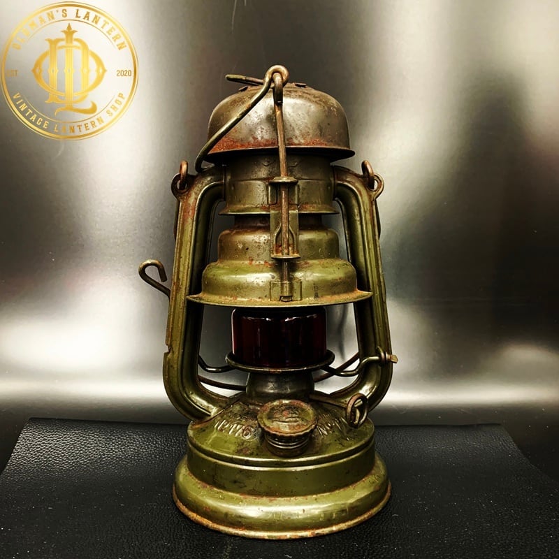 Oldman's lantern