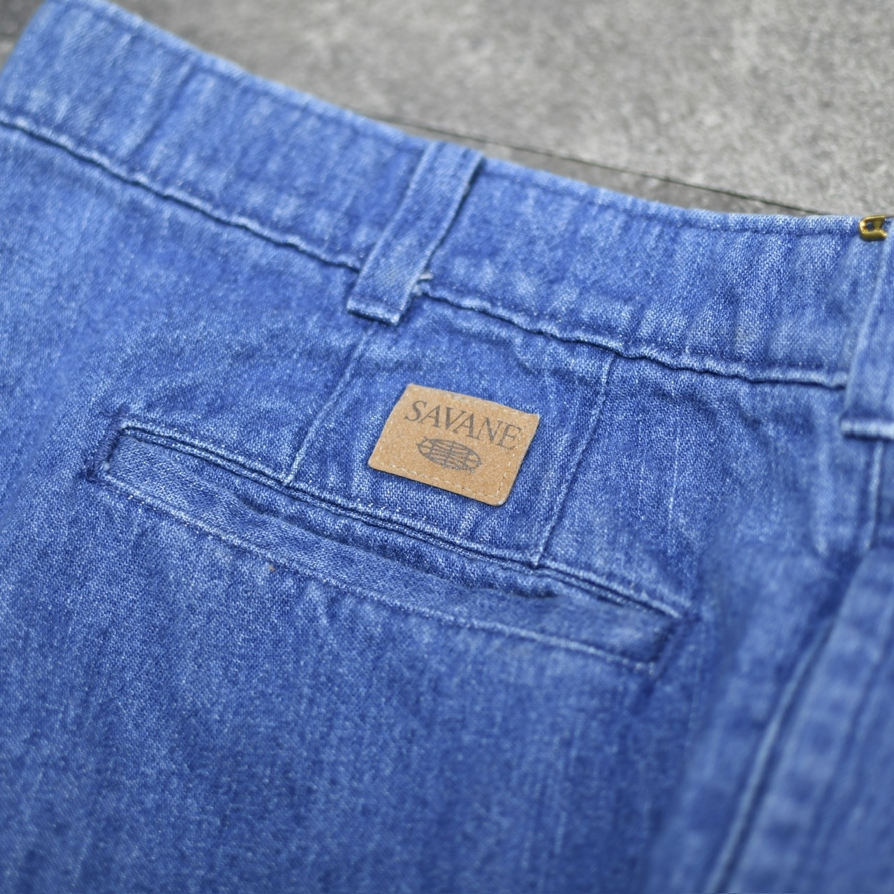 SAVANE denim 2 tuck slacks