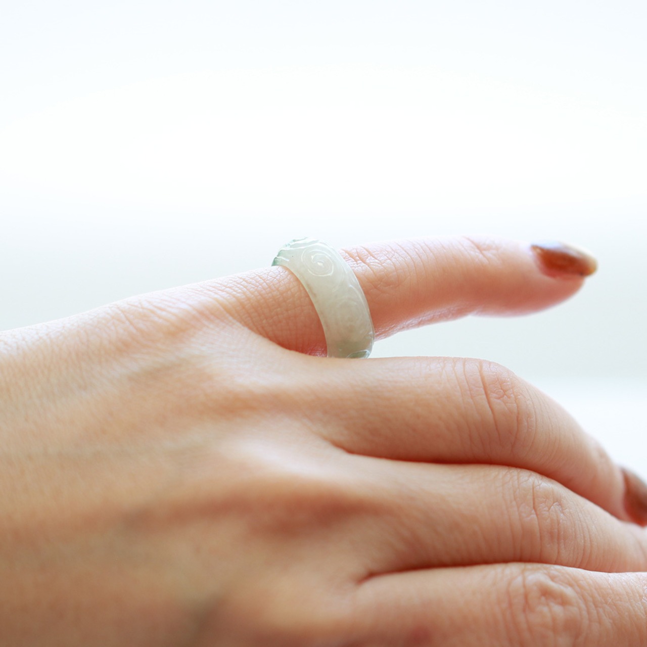 【9号】 Carving NyoYi  翡翠くり抜き甲丸リング A貨翡翠 jd_rg2510