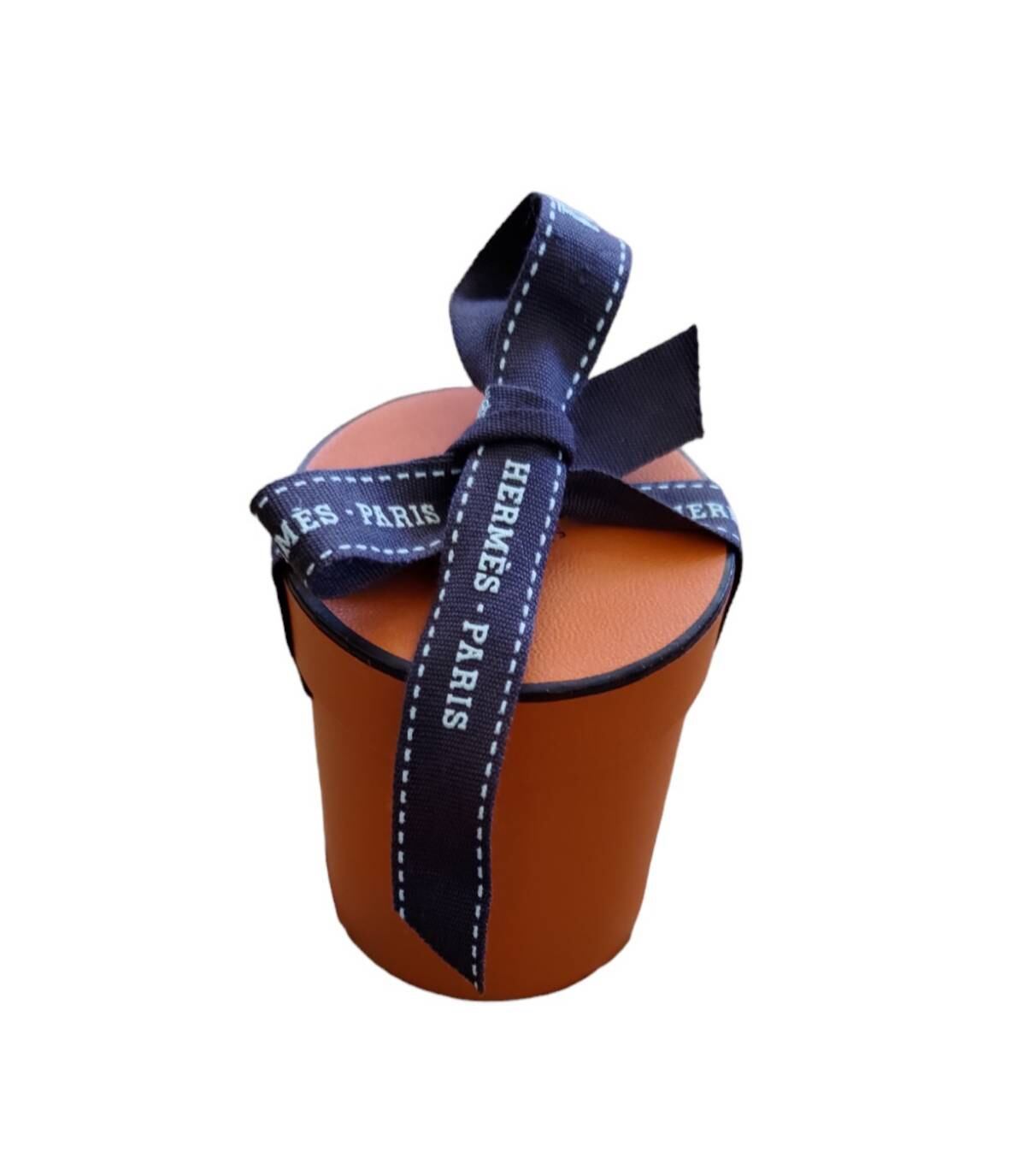 エルメス ツイリー リボン スカーフ ほぼ未使用 人生を謳歌したい女性