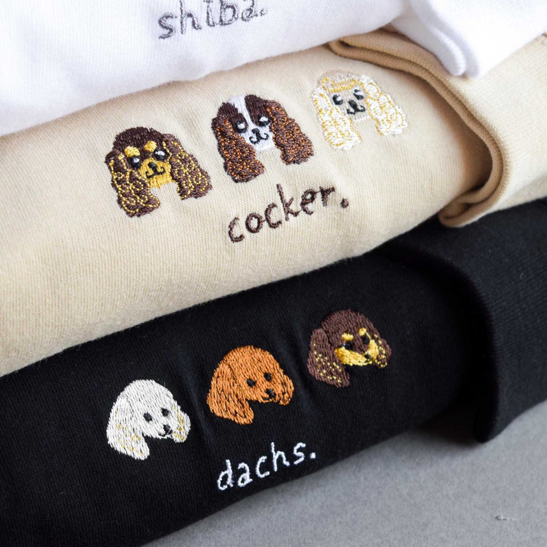 犬が選べる！刺繍ロングスリーブTシャツ【選べる3色】うちの子グッズ