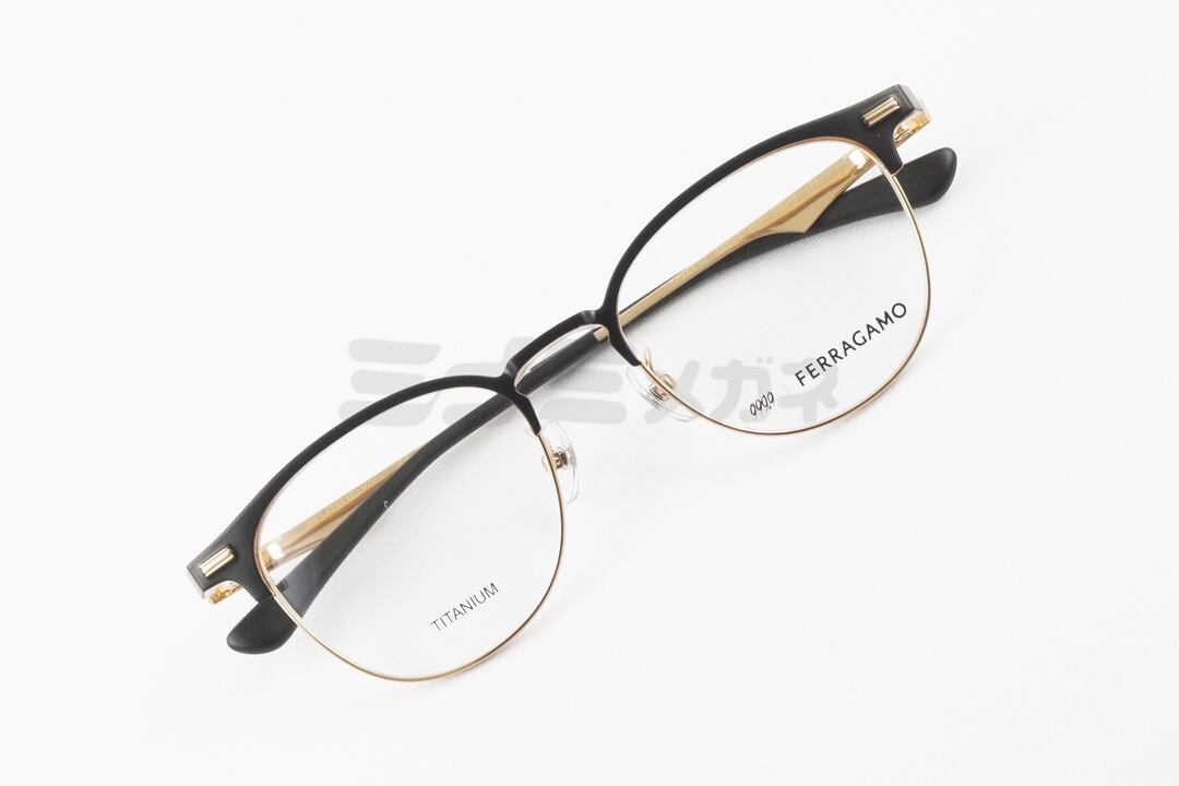 フォーナインズ 999.9  Salvatore Ferragamo コラボ SF9011 メガネ ガンメタル/ブラック チタニウム ウェリントン ITWC03QUKAUW フォーナインズ 999.9 Salvatore Ferragamo コラボ SF9011 メガネ