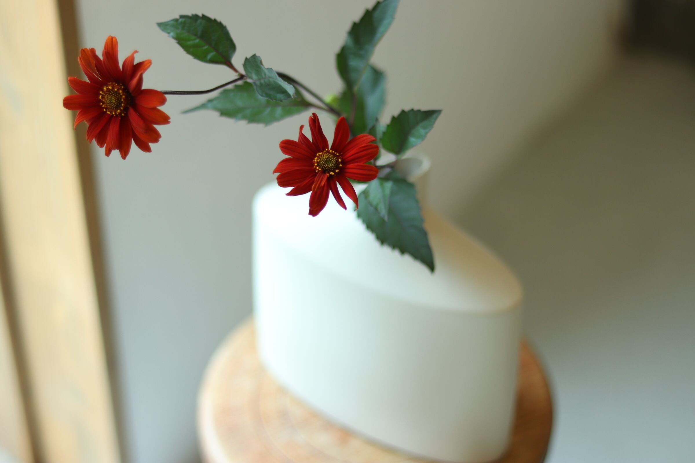 フラワーベース 陶器