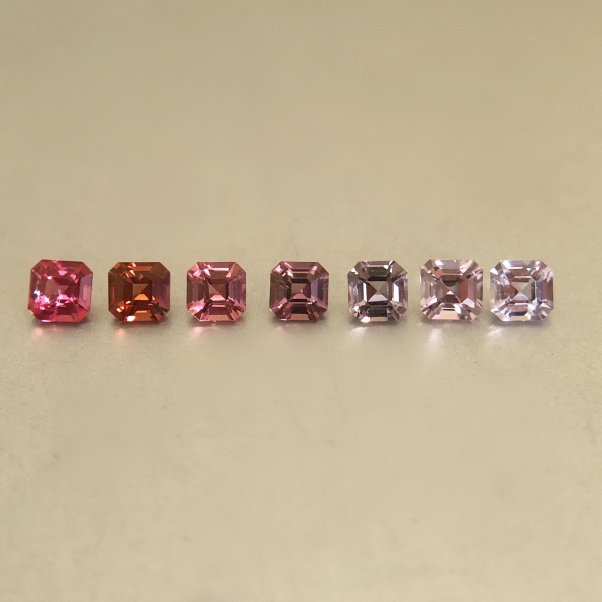 Spinel Box Count Multi colour Spinel 2.3mm | Victorian Box