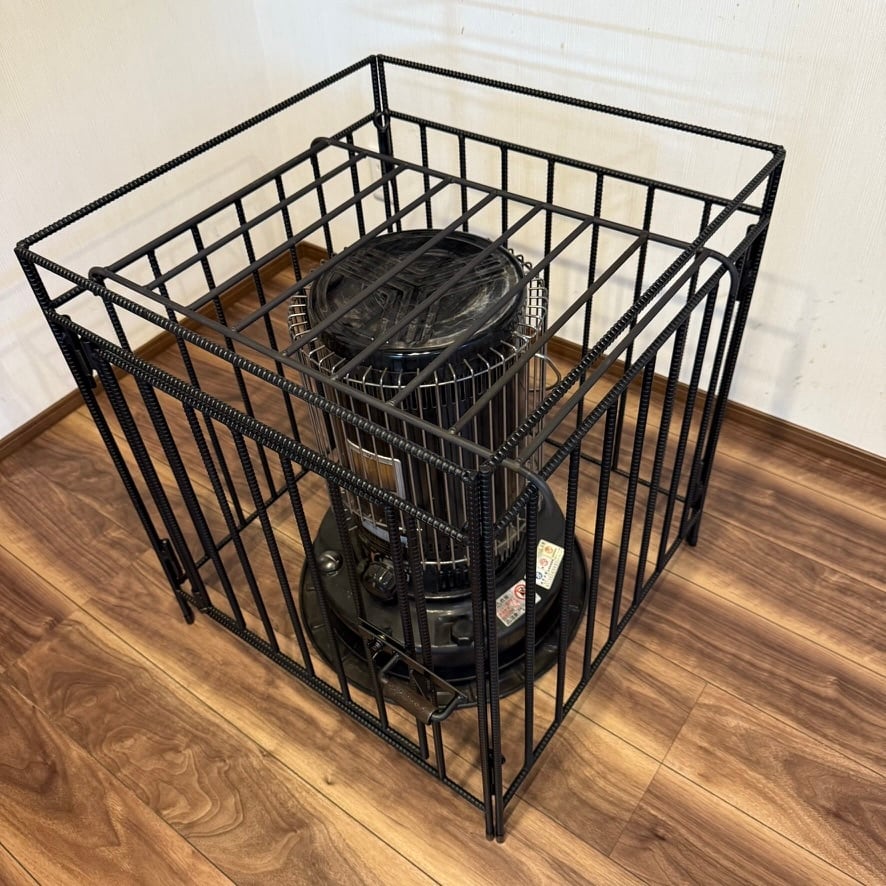 ストーブガード 金属製 ブラック トヨトミ KS-67H対応 ストーブガード 工房金魚アイアンシリーズ 艶消し