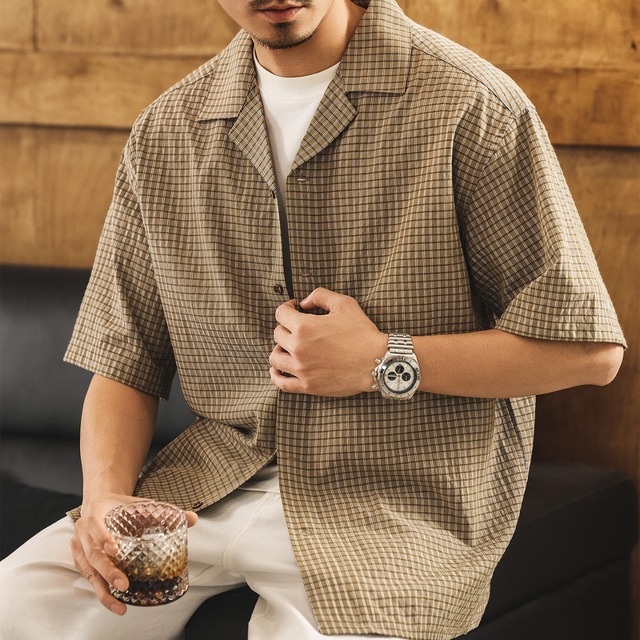 Open collar vintage check shirt