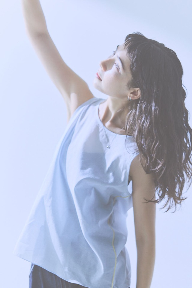 me. / タンクトップ〈veil cotton〉