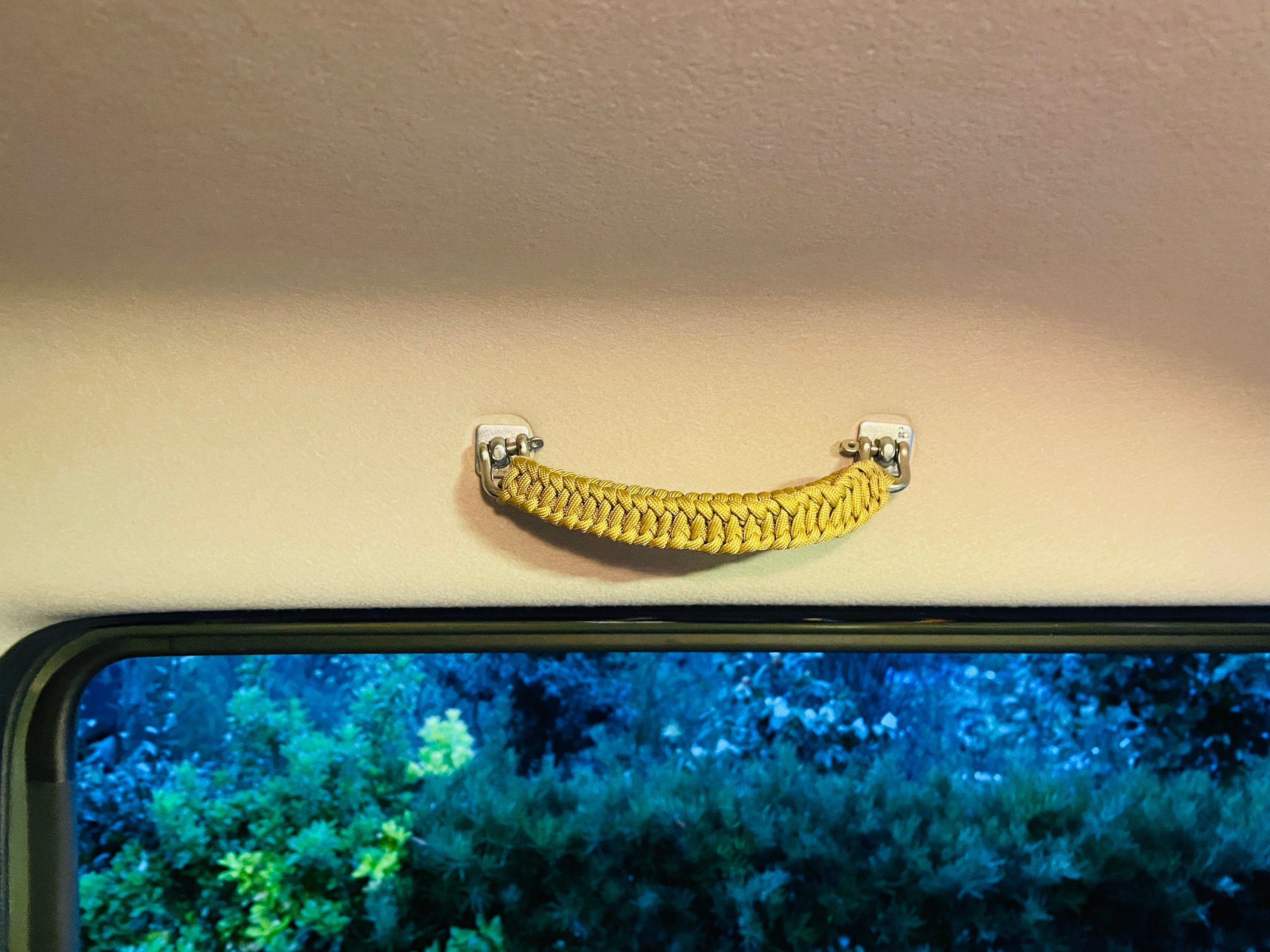 パラコードアシストグリップ