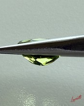 Natural Peridot 2ct Loose Gemstone 天然ペリドット 2ct ルース【LE0013】