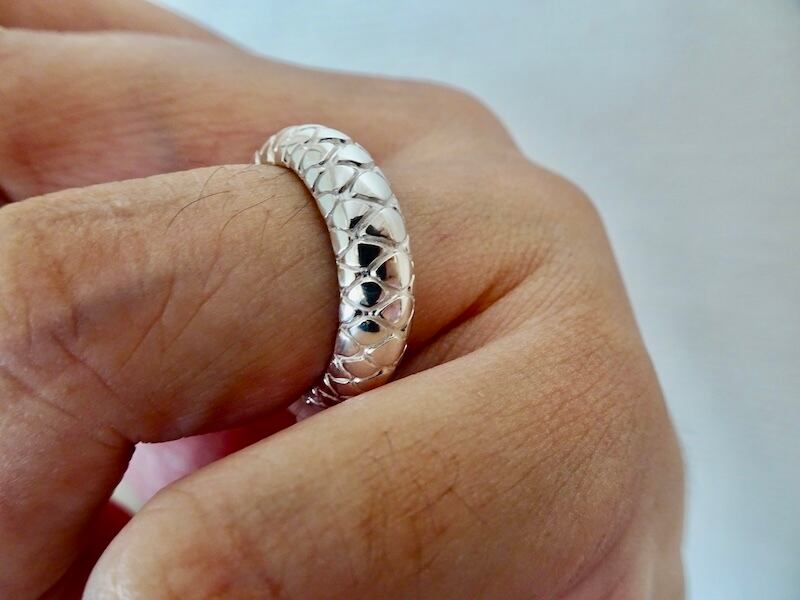 仁尾彫金『k１８ゴールド、ギャラクシースペード甲丸リング』ハンドメイド398b 仁尾彫金『k18ゴールド、ギャラクシースペード甲丸リング