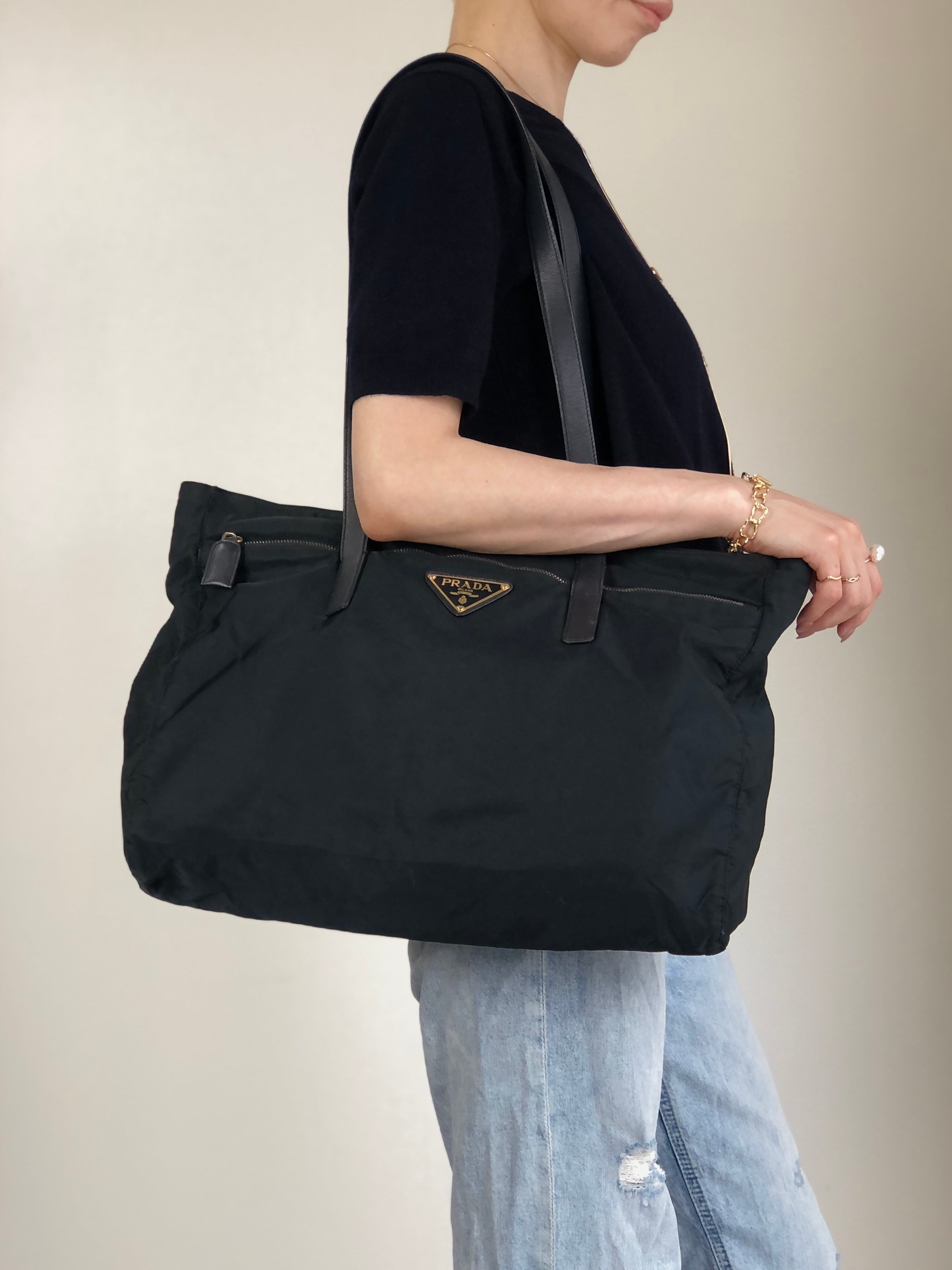 PRADA プラダ トートバッグ ブラック トライアングルロゴ ナイロン vintage ヴィンテージ オールド nvkgms