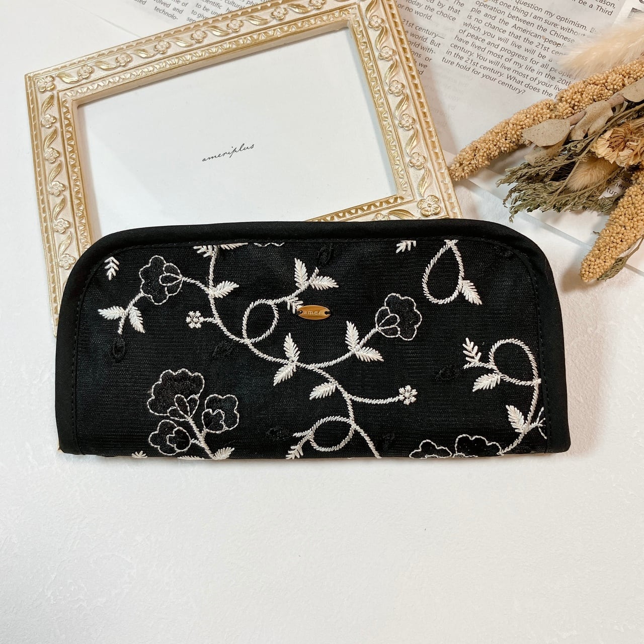 これさえあれば安心♡ インド刺繍リボン×フェイクレザーの上品マルチ