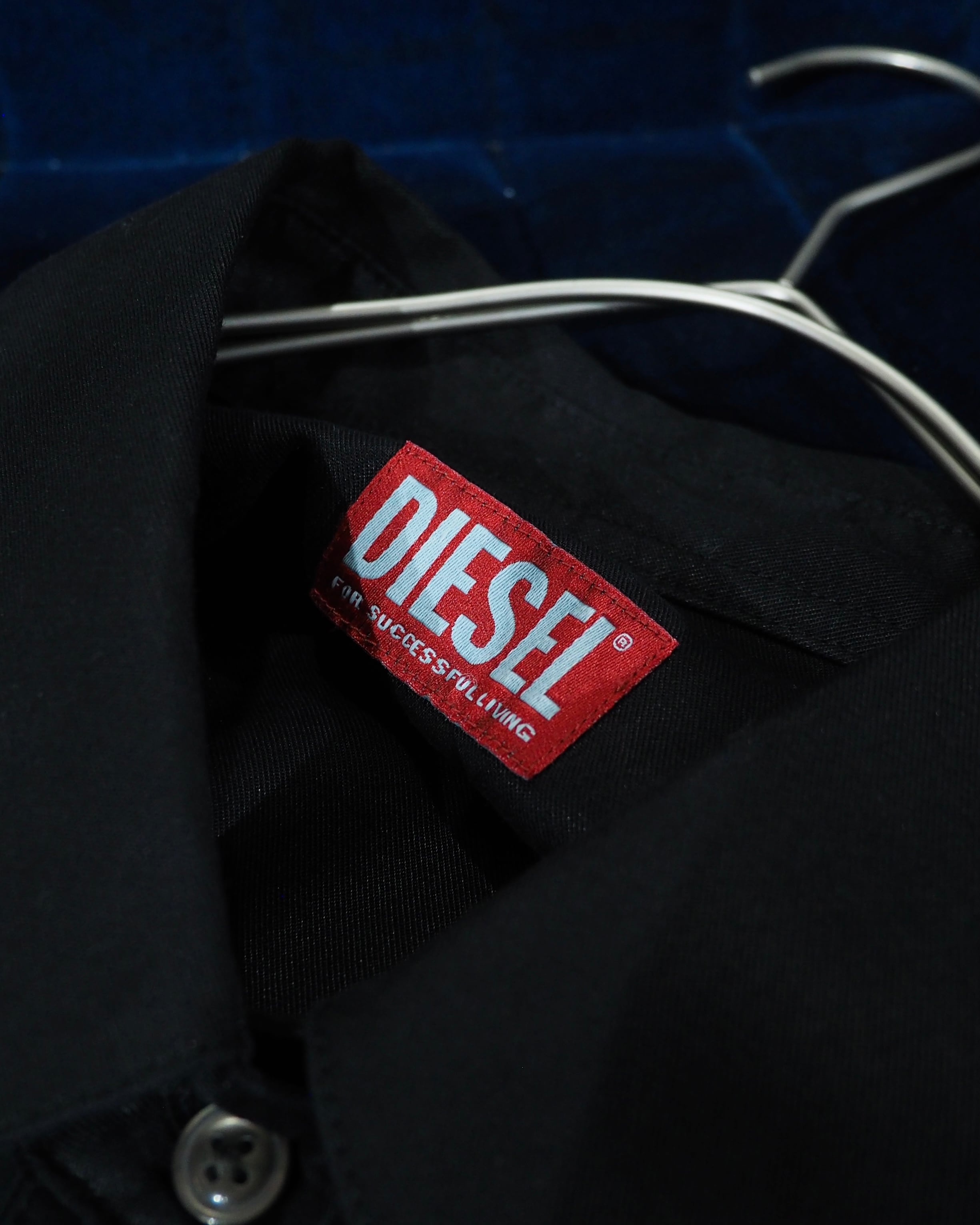 " DIESEL " D ‐ Logo Embroidery Black Drape Over Silhouette Shirt