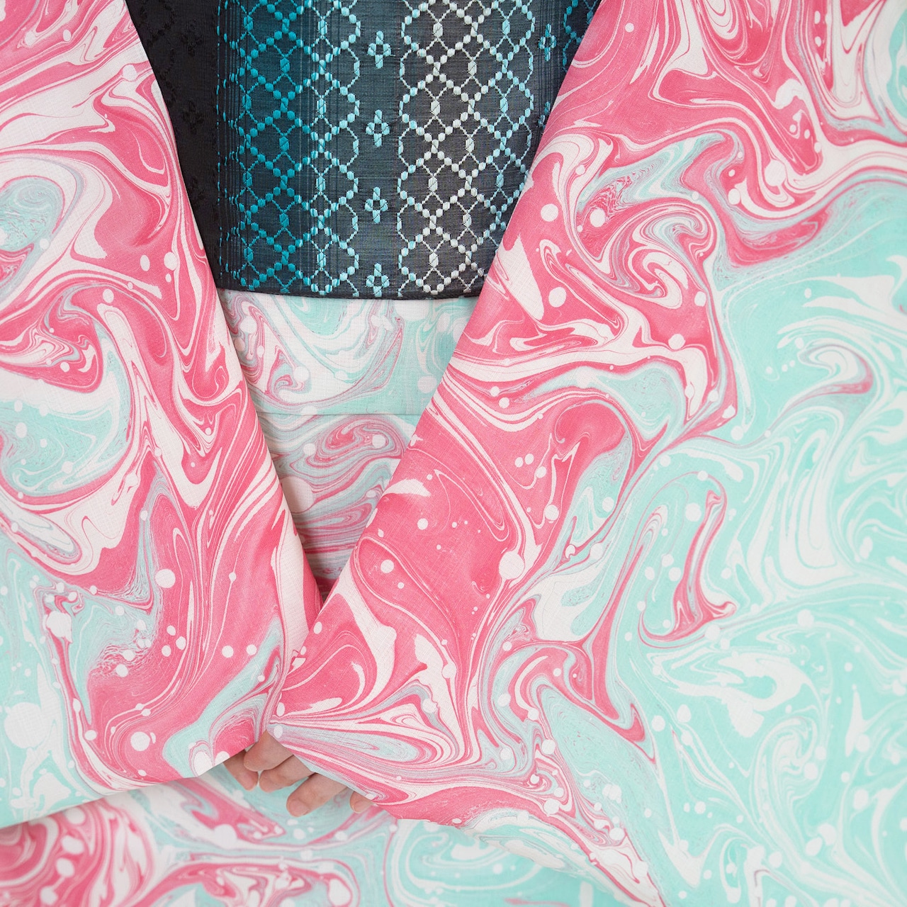 「strawberry syrup」マーブル柄〜セオアルファ 浴衣・夏着物・単衣