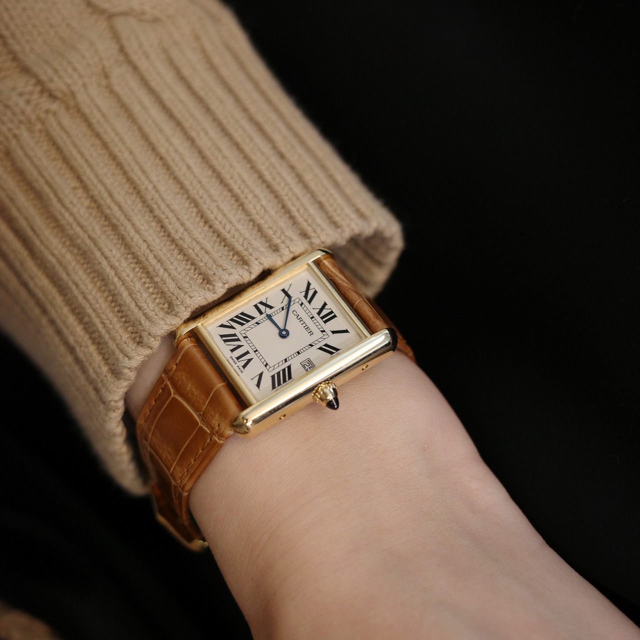 カルティエ タンクルイ LM クオーツ デイト付き