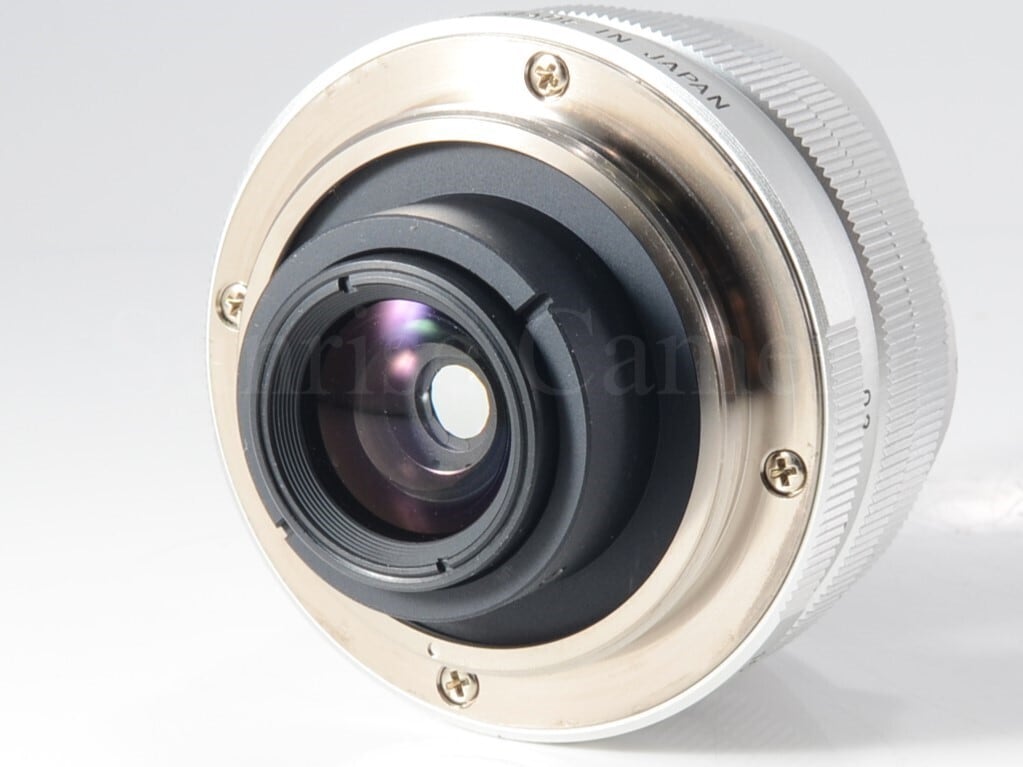 Voigtlander Super wide Heliar 15mm F4.5 ASPHERICAL L39