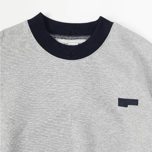 ヴィンテージライク 配色ロゴ クルーネックスウェット   F0036