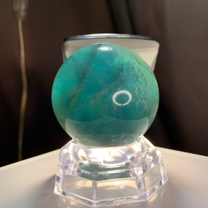 s137 グリーン強めグリーンブルーフローライトスフィア