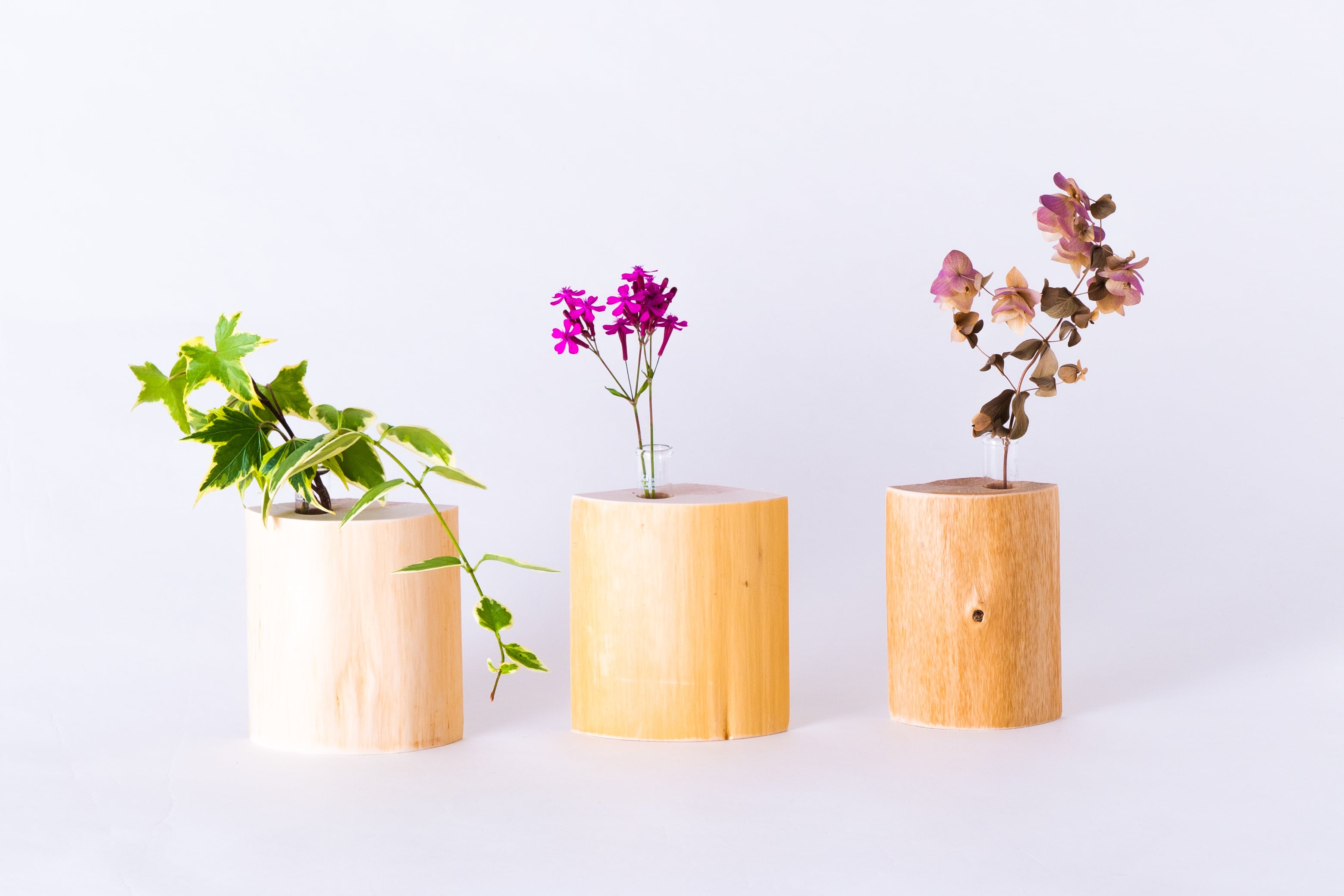 半割り丸太の一輪挿し | 東京チェンソーズ オンラインストア